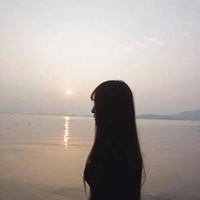 夜灯撰稿人